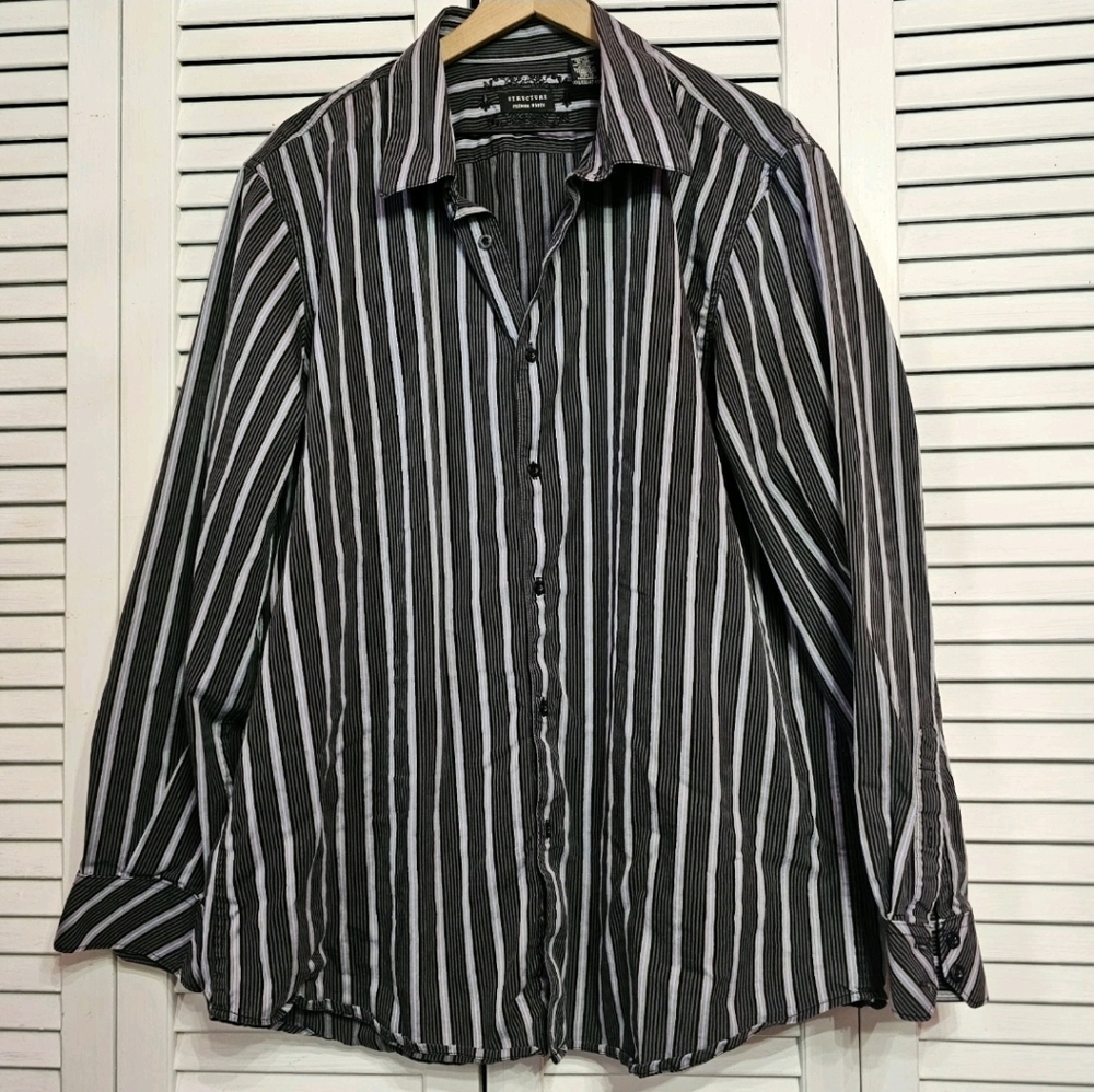 Structure • Premium‎ Woven Button Down Shirt